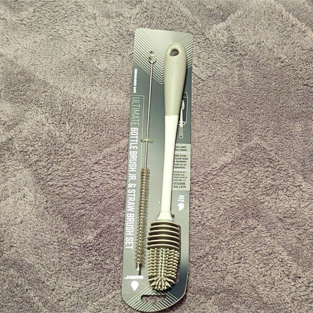 MANNA Ultimate Bottle Brush Jr & Straw Brush Set Gray/White TPR BPA/Lead Free